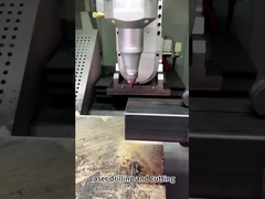 การบิดท่อเหล็กไร้ขัดและอลูมิเนียมสําหรับการแปรรูปผลิตภัณฑ์โลหะโลโก้ที่กําหนดเอง